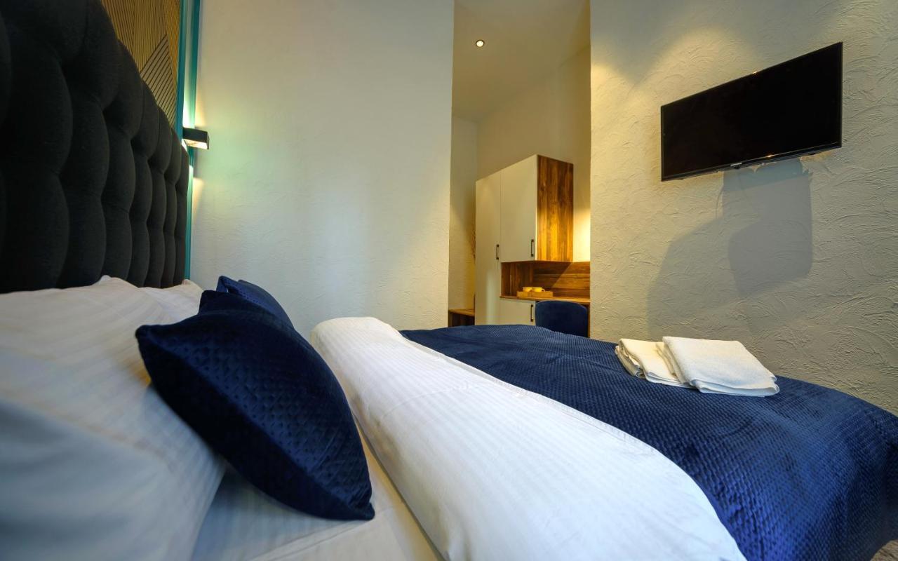Hotel Buninn Одеса Екстериор снимка